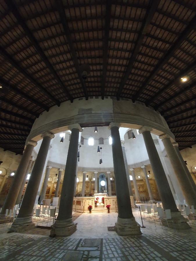 Mini Appartamento Colosseo روما المظهر الخارجي الصورة